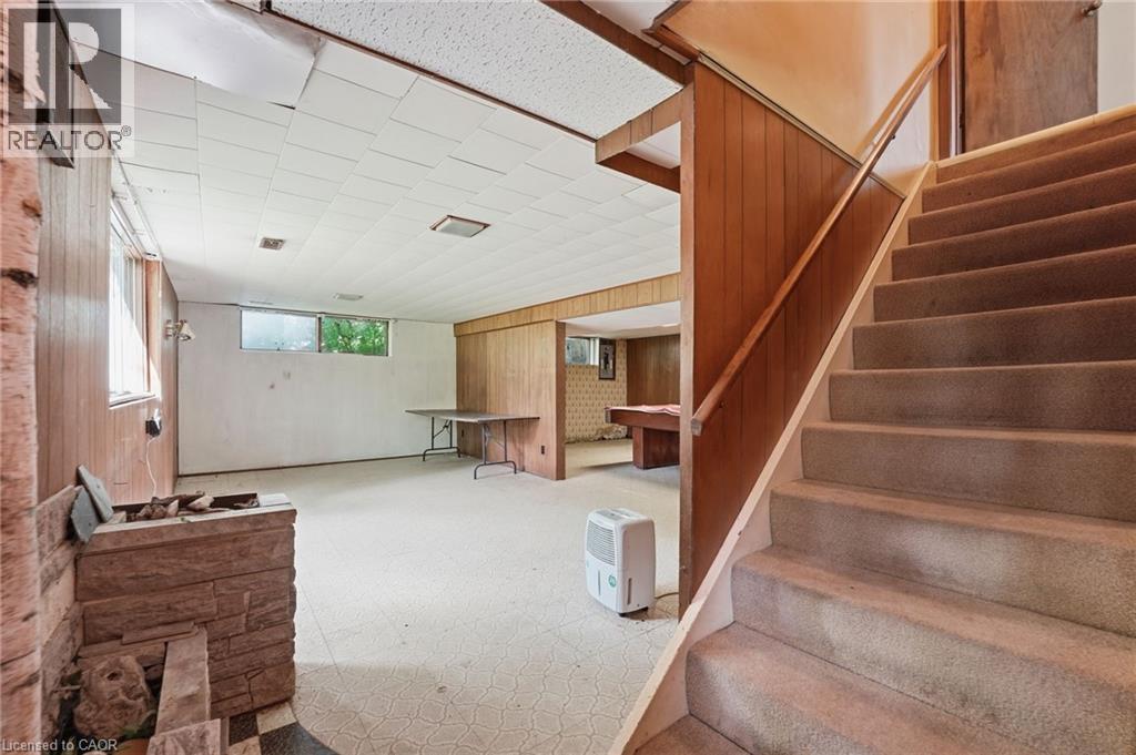 12 Kew Court, Dundas, Ontario  L9H 5E1 - Photo 18 - 40840309