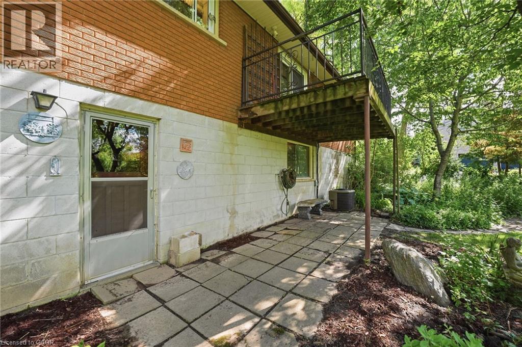 12 Kew Court, Dundas, Ontario  L9H 5E1 - Photo 23 - 40840309