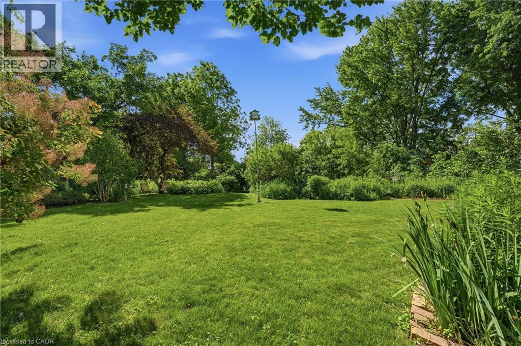 12 Kew Court, Dundas, Ontario  L9H 5E1 - Photo 24 - 40840309