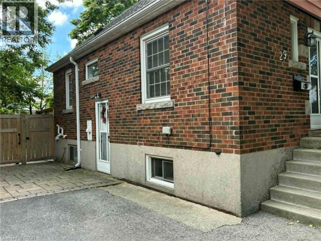 29 East 41st Street Unit# Lower, Hamilton, Ontario  L8T 2Z4 - Photo 2 - 40840272
