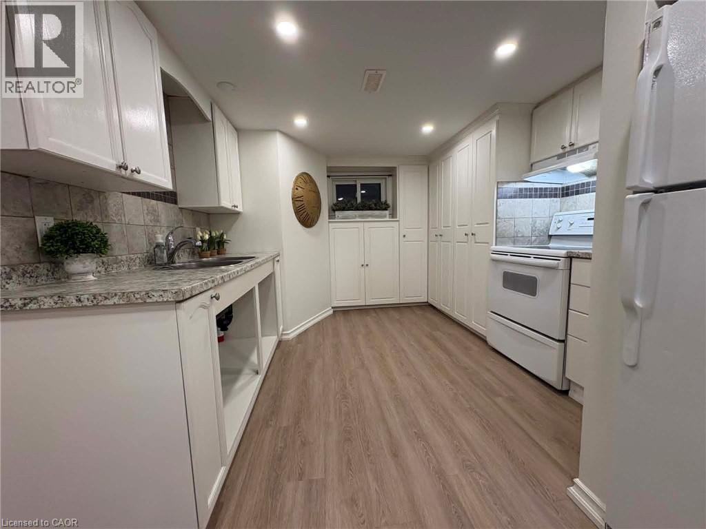 29 East 41st Street Unit# Lower, Hamilton, Ontario  L8T 2Z4 - Photo 7 - 40840272