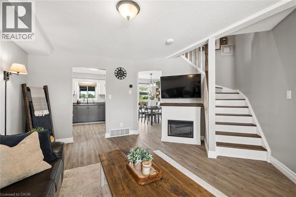 16 White Sands Court, Kitchener, Ontario  N2E 3S4 - Photo 7 - 40839774