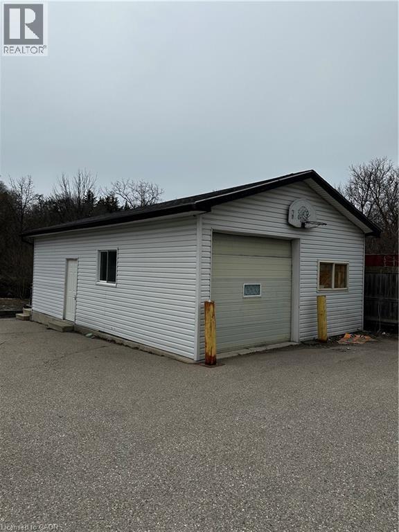601 W LANCASTER Street W Unit# Garage, Kitchener, Ontario