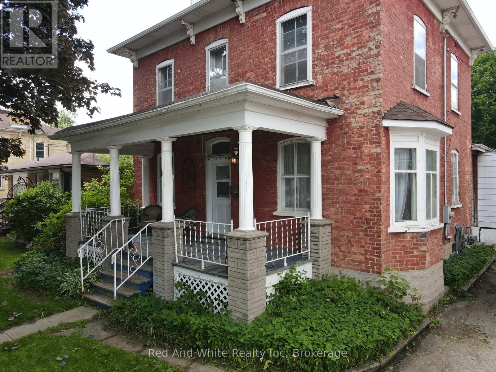 4 Dunke Street S, Woolwich, Ontario  N3B 1Y4 - Photo 2 - X13450800