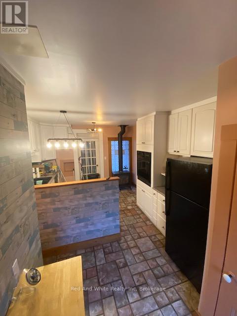 4 Dunke Street S, Woolwich, Ontario  N3B 1Y4 - Photo 7 - X13450800