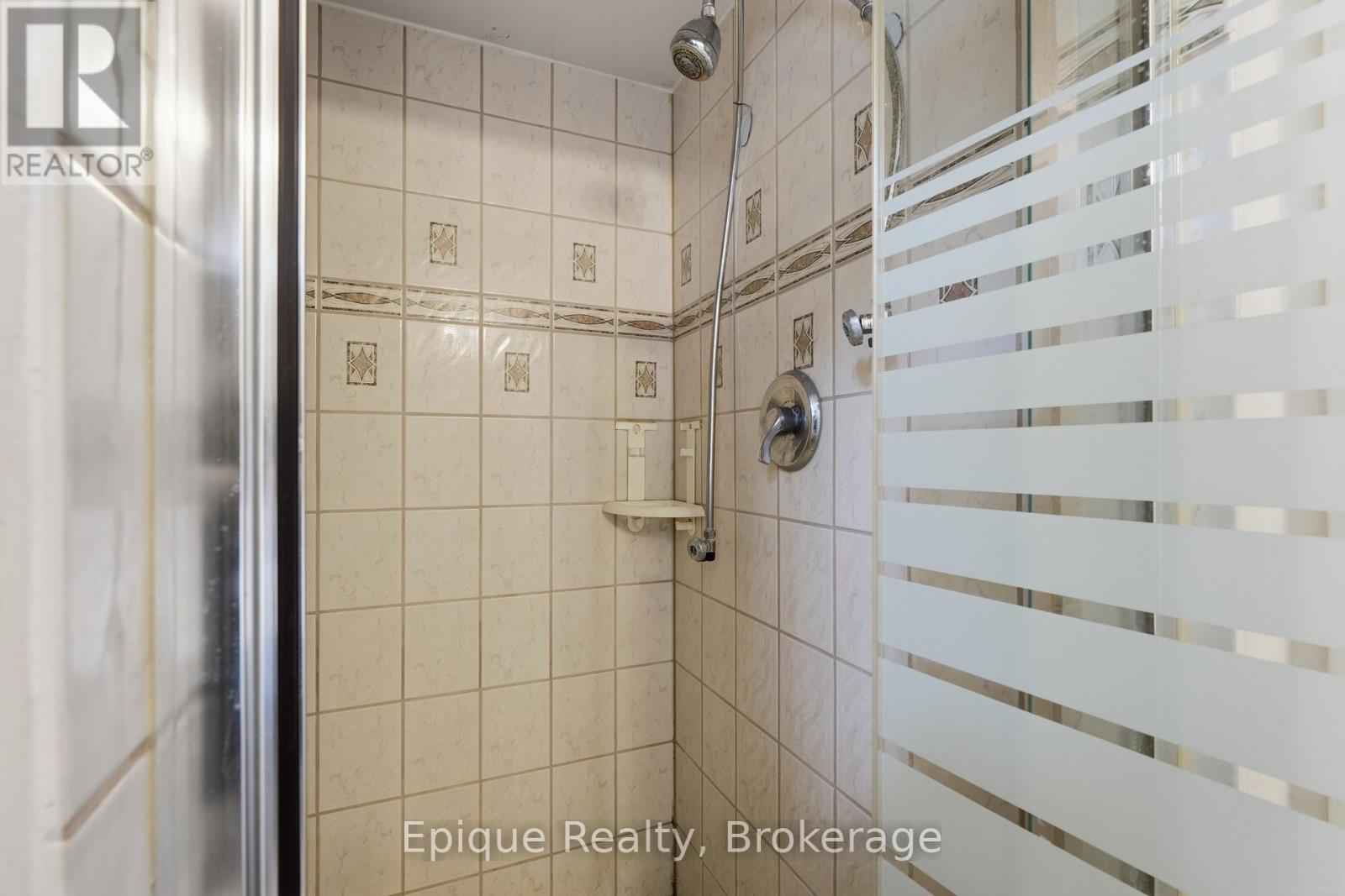 50 Combermere Crescent, Waterloo, Ontario  N2L 5B1 - Photo 28 - X13445040