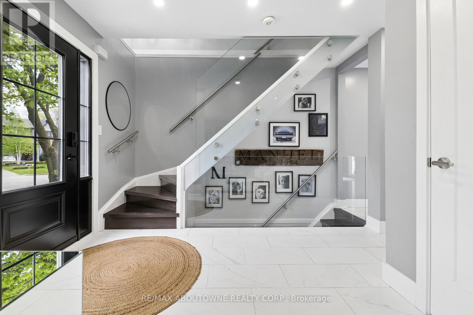 441 Withnell Crescent, Oakville, Ontario  L6L 3M1 - Photo 6 - W13133318