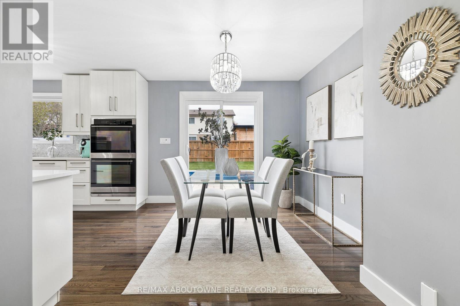 441 Withnell Crescent, Oakville, Ontario  L6L 3M1 - Photo 11 - W13133318