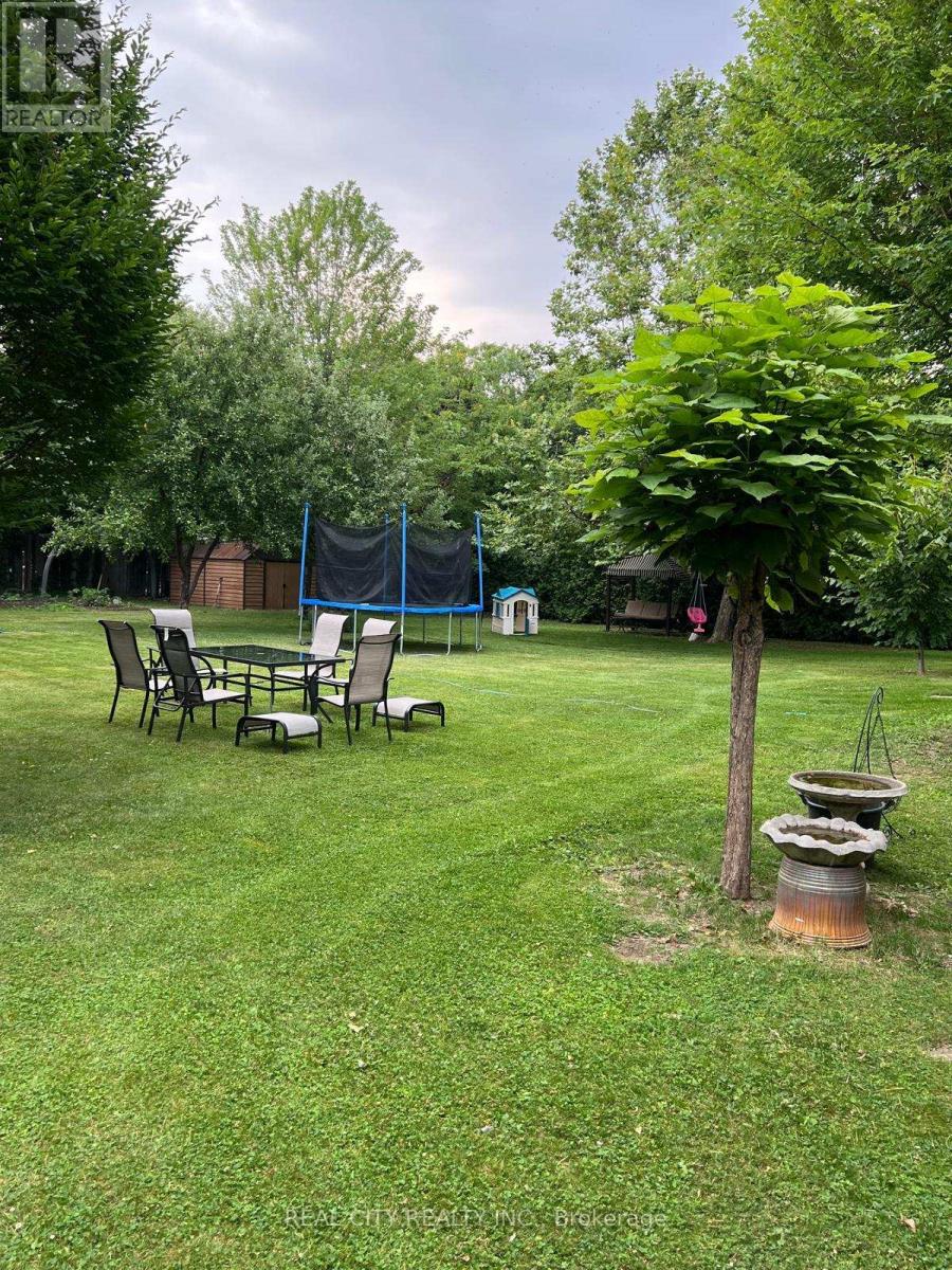 Lower - 2451 Loanne Drive, Mississauga, Ontario  L5K 1P1 - Photo 17 - W12980204