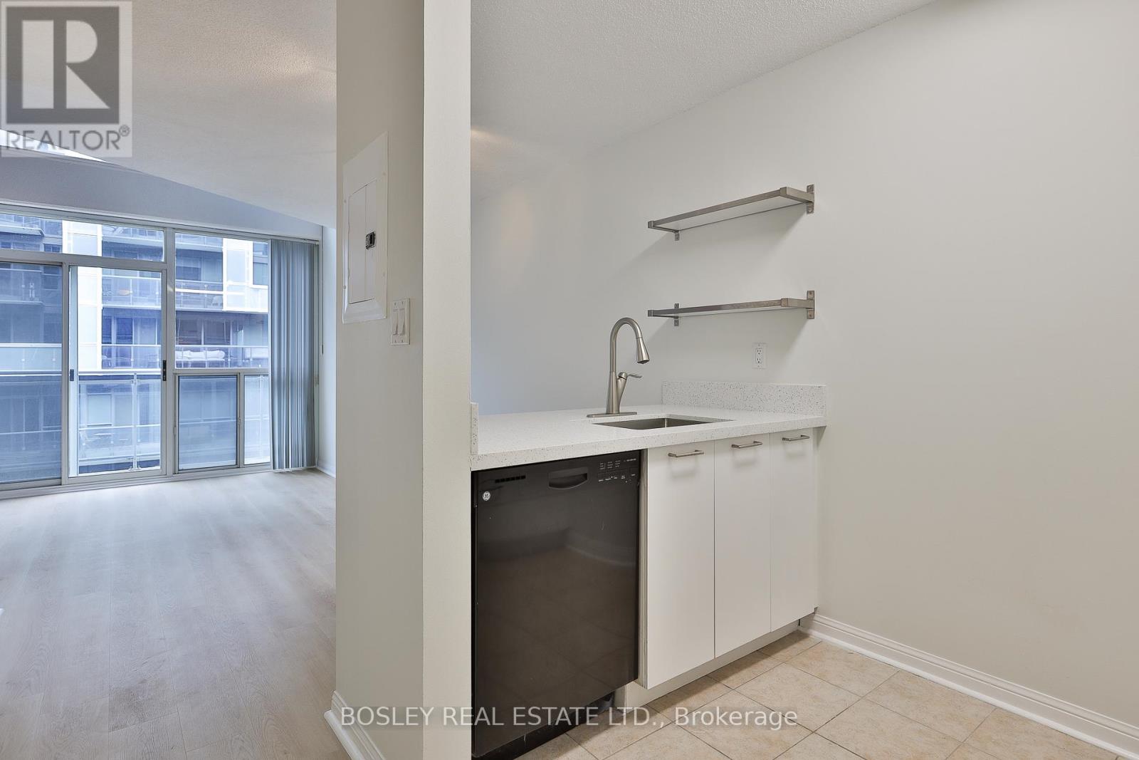 625 - 1029 King Street W, Toronto, Ontario  M6K 3M9 - Photo 4 - C13450756