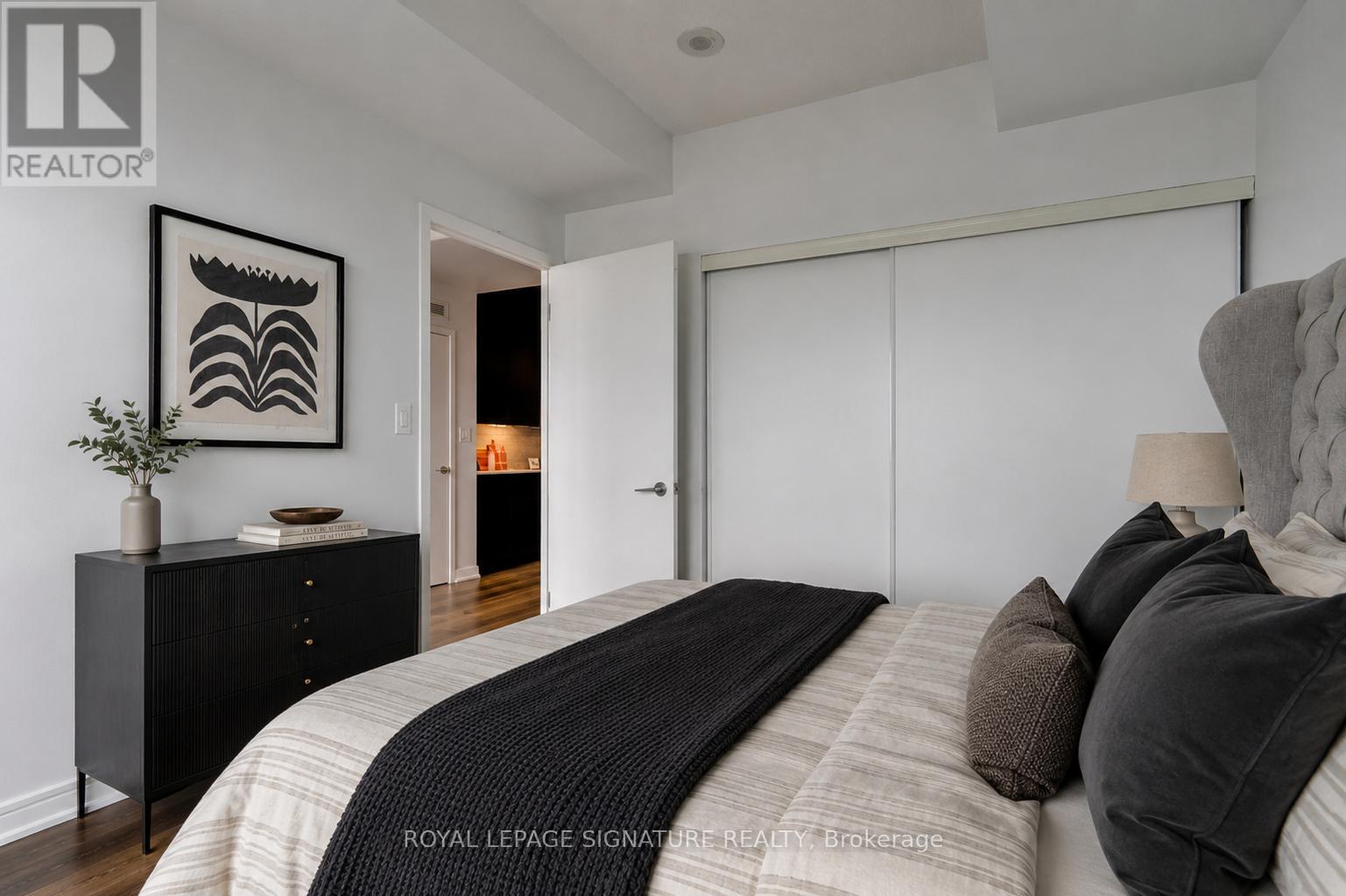 3907 - 15 Iceboat Terrace, Toronto, Ontario  M5V 4A5 - Photo 14 - C13450784