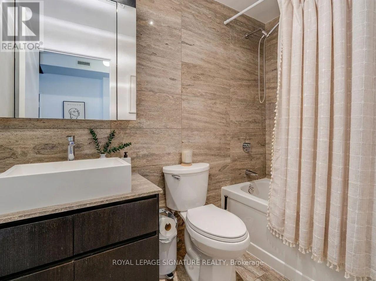 3907 - 15 Iceboat Terrace, Toronto, Ontario  M5V 4A5 - Photo 15 - C13450784