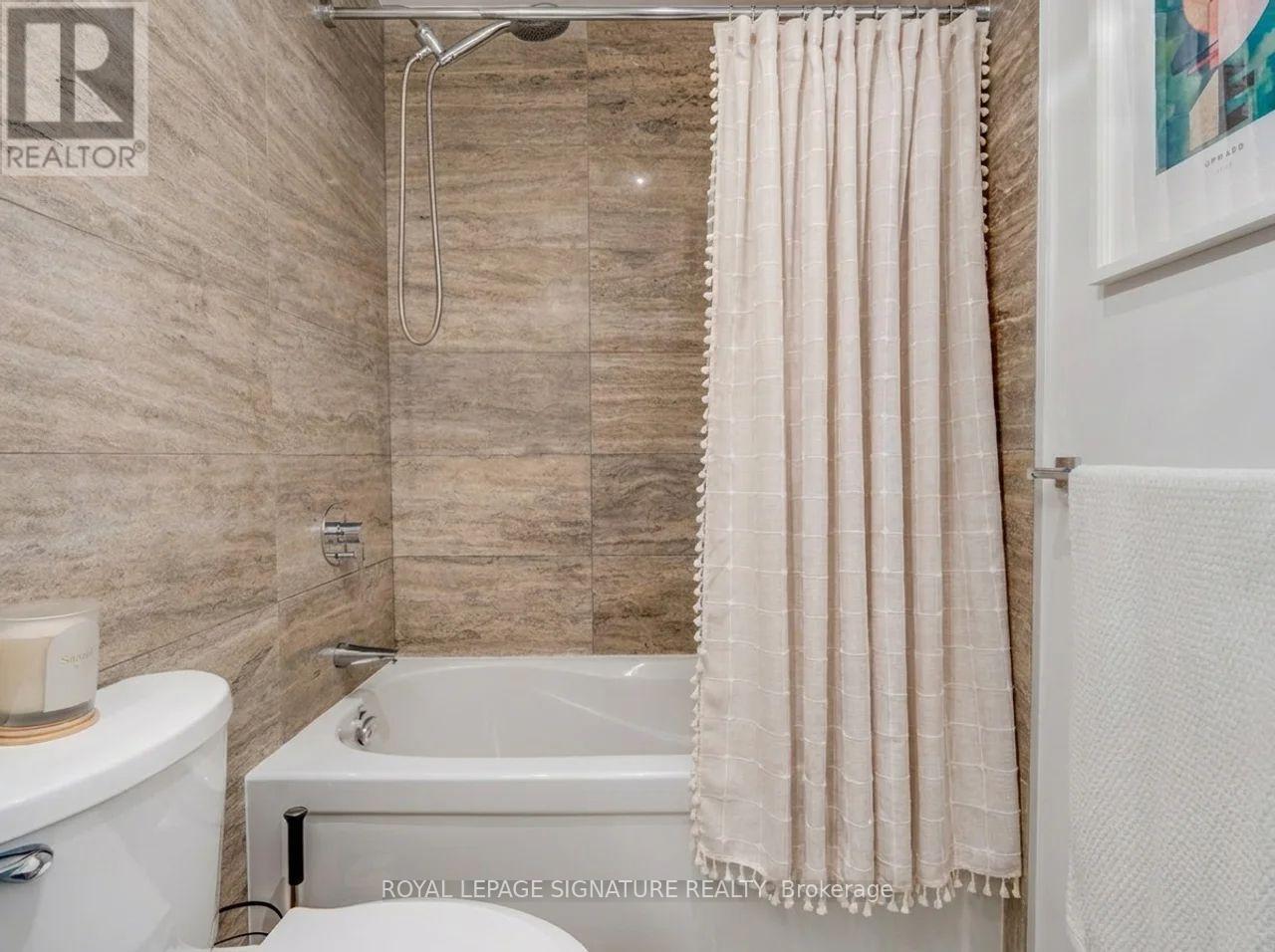 3907 - 15 Iceboat Terrace, Toronto, Ontario  M5V 4A5 - Photo 16 - C13450784