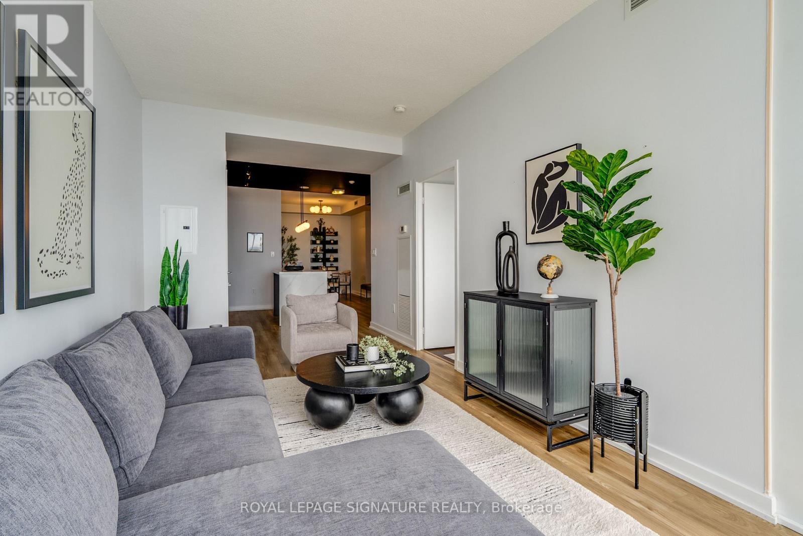 3907 - 15 Iceboat Terrace, Toronto, Ontario  M5V 4A5 - Photo 2 - C13450784