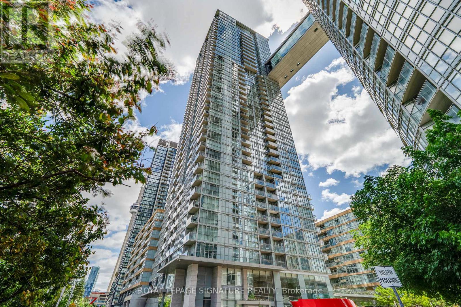 3907 - 15 Iceboat Terrace, Toronto, Ontario  M5V 4A5 - Photo 22 - C13450784