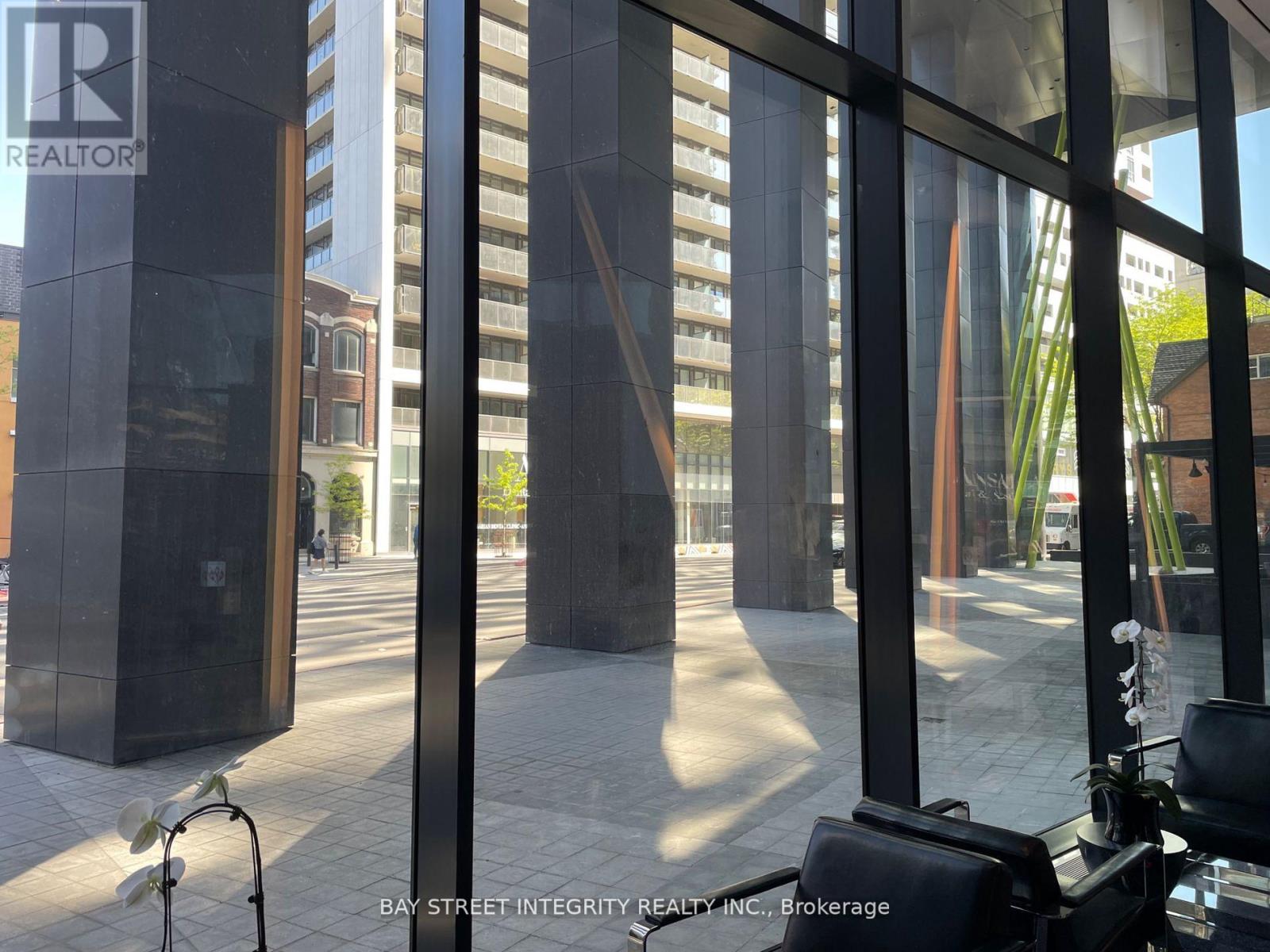 2109 - 125 Peter Street, Toronto, Ontario  M5V 0M2 - Photo 28 - C13450908