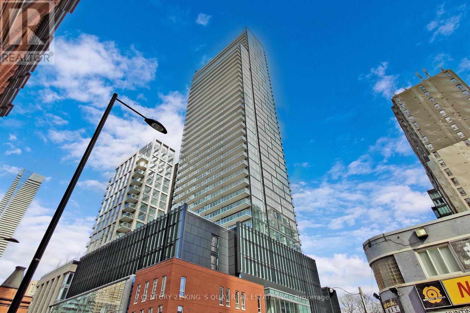 3703 - 3 Gloucester Street, Toronto, Ontario  M4Y 0C6 - Photo 2 - C13450958
