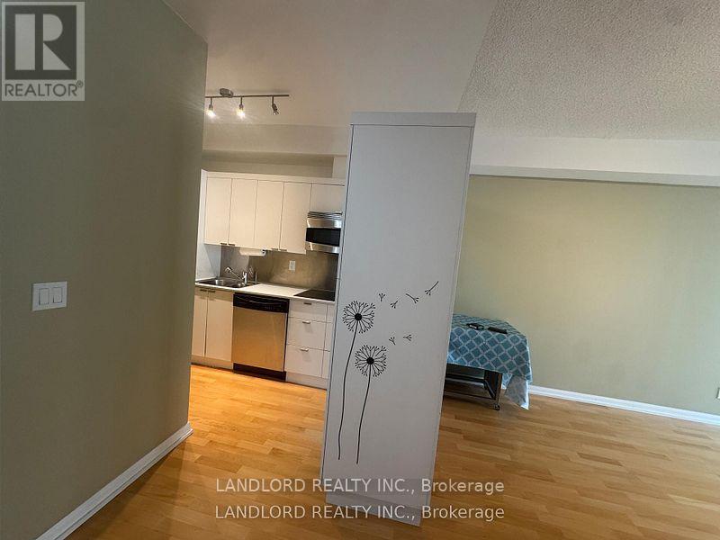 1620 - 111 Elizabeth Street, Toronto, Ontario  M5G 1P7 - Photo 11 - C13451102