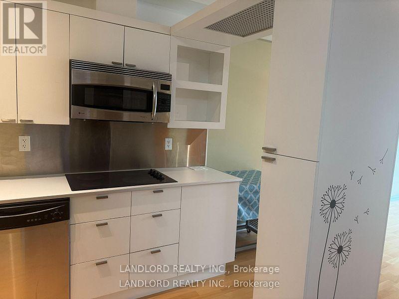 1620 - 111 Elizabeth Street, Toronto, Ontario  M5G 1P7 - Photo 13 - C13451102