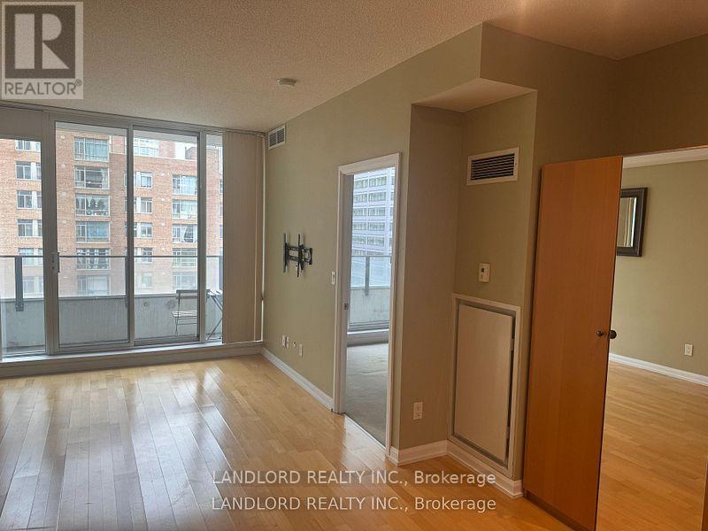 1620 - 111 Elizabeth Street, Toronto, Ontario  M5G 1P7 - Photo 18 - C13451102