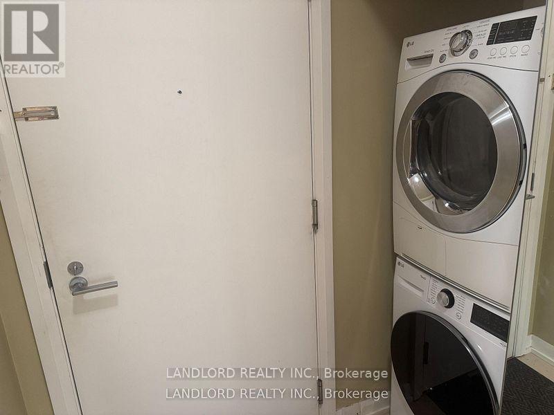 1620 - 111 Elizabeth Street, Toronto, Ontario  M5G 1P7 - Photo 5 - C13451102
