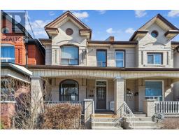 28 ST MATTHEWS AVENUE, Hamilton, Ontario