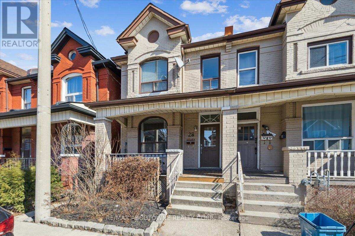 28 St Matthews Avenue, Hamilton, Ontario  L8L 5P3 - Photo 2 - X13235608