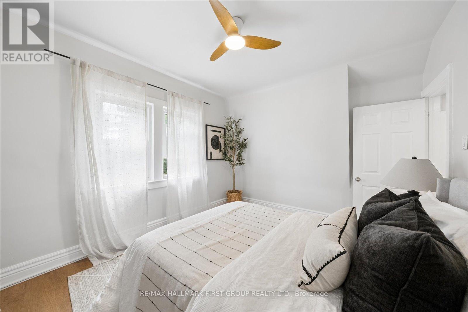 16 Cassels Avenue, Toronto, Ontario  M4E 1X8 - Photo 16 - E13450746