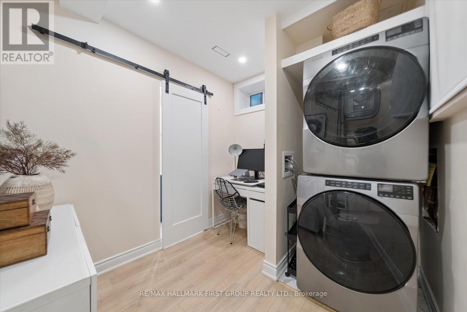 16 Cassels Avenue, Toronto, Ontario  M4E 1X8 - Photo 27 - E13450746