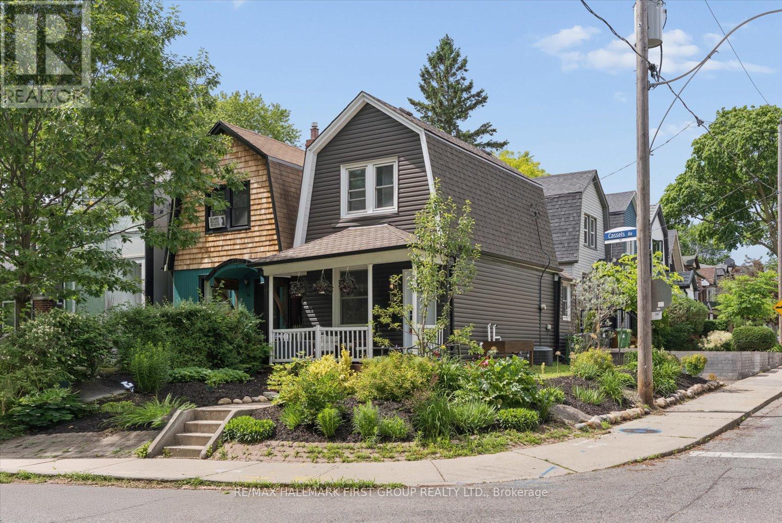 16 Cassels Avenue, Toronto, Ontario  M4E 1X8 - Photo 31 - E13450746