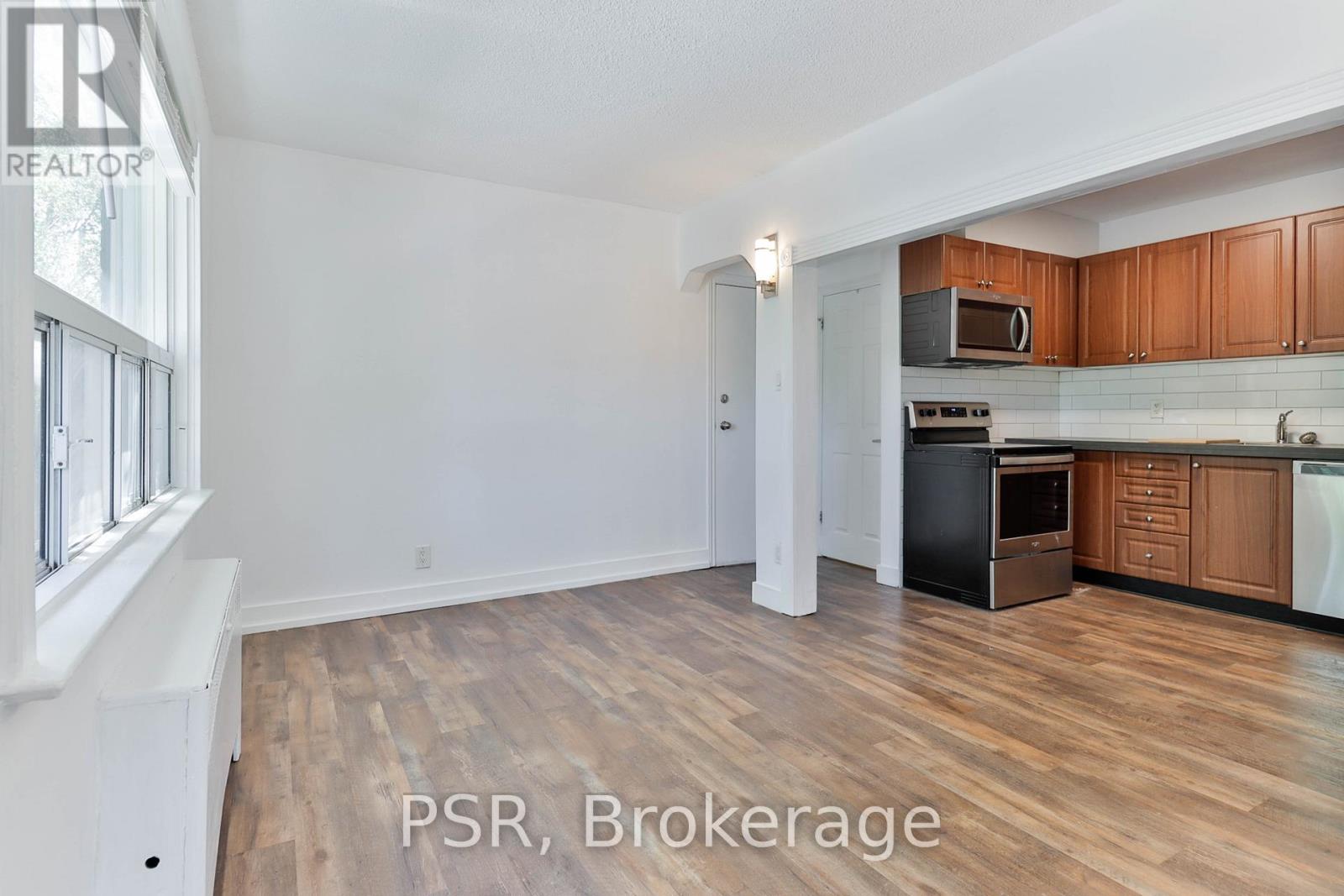 2 - 170 Holborne Avenue, Toronto, Ontario  M4C 2R6 - Photo 7 - E13450752