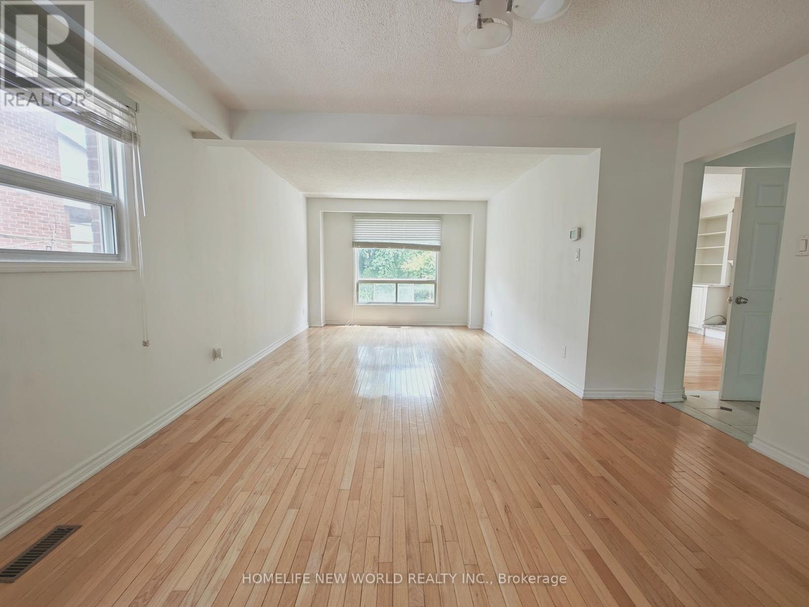 205 Risebrough Circuit, Markham, Ontario  L3R 3J1 - Photo 4 - N13450904