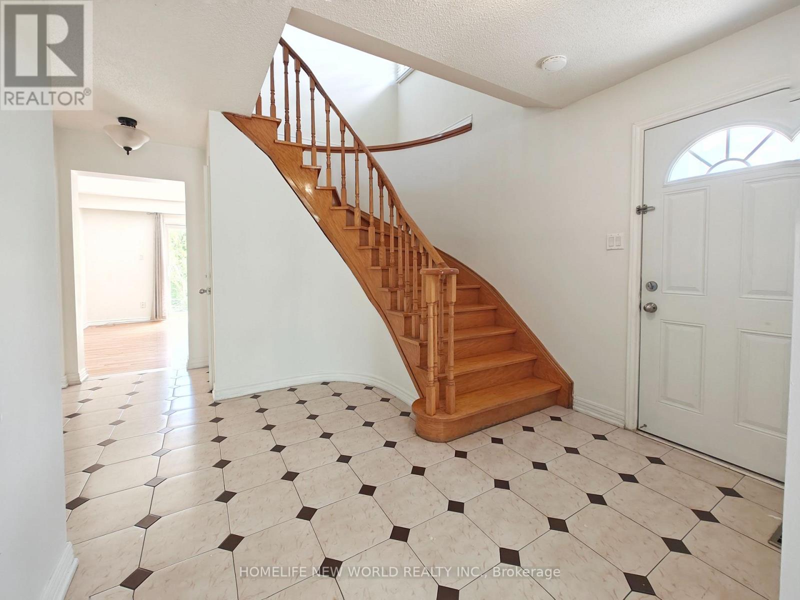 205 Risebrough Circuit, Markham, Ontario  L3R 3J1 - Photo 8 - N13450904