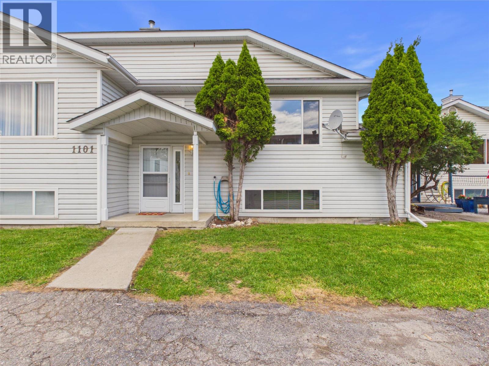 1101 23rd Avenue N Unit# B, Cranbrook, British Columbia V1C 5T6 - Photo 2 - 10391618