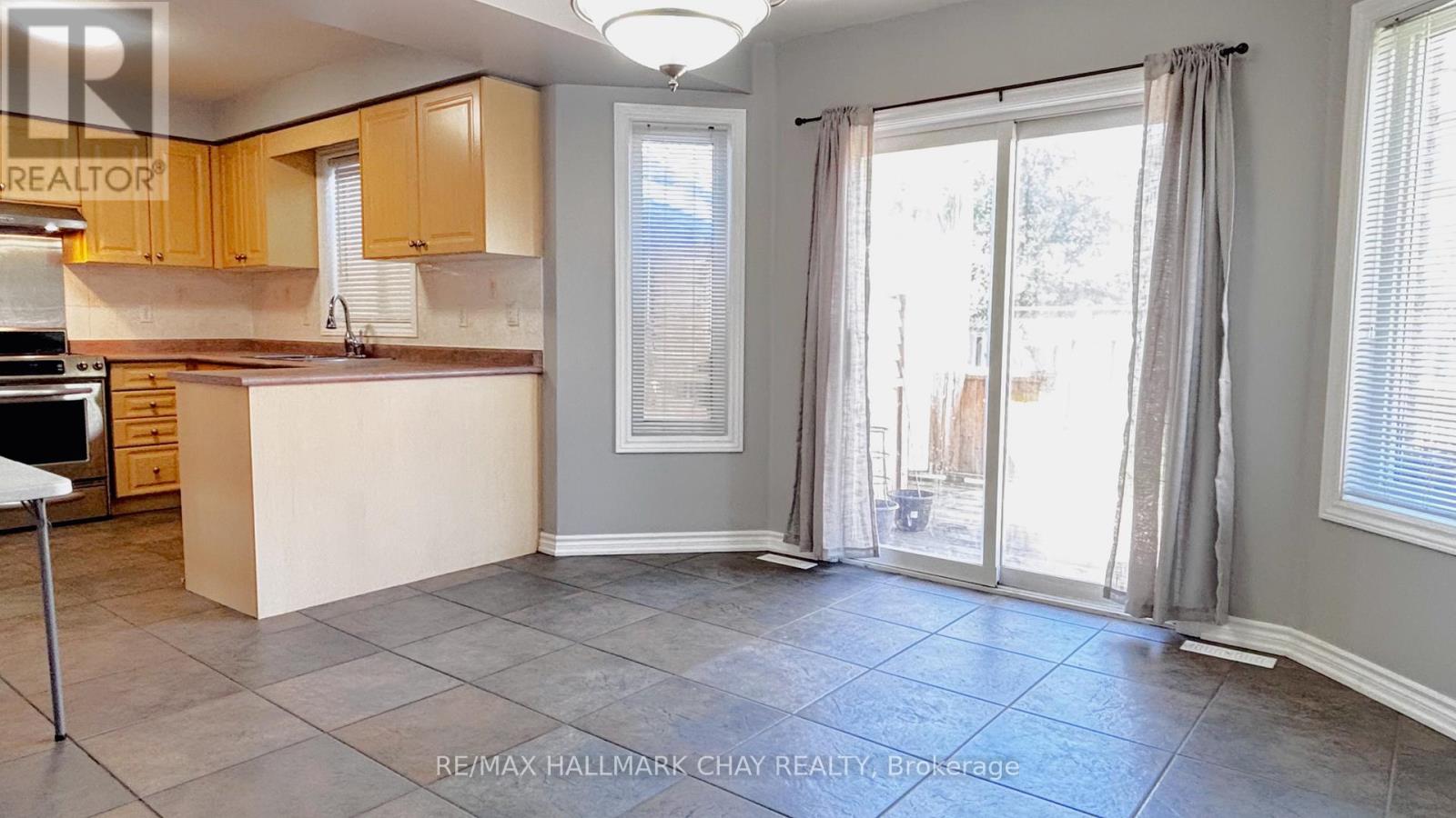46 Knupp Road, Barrie, Ontario  L4N 0N4 - Photo 8 - S13450736
