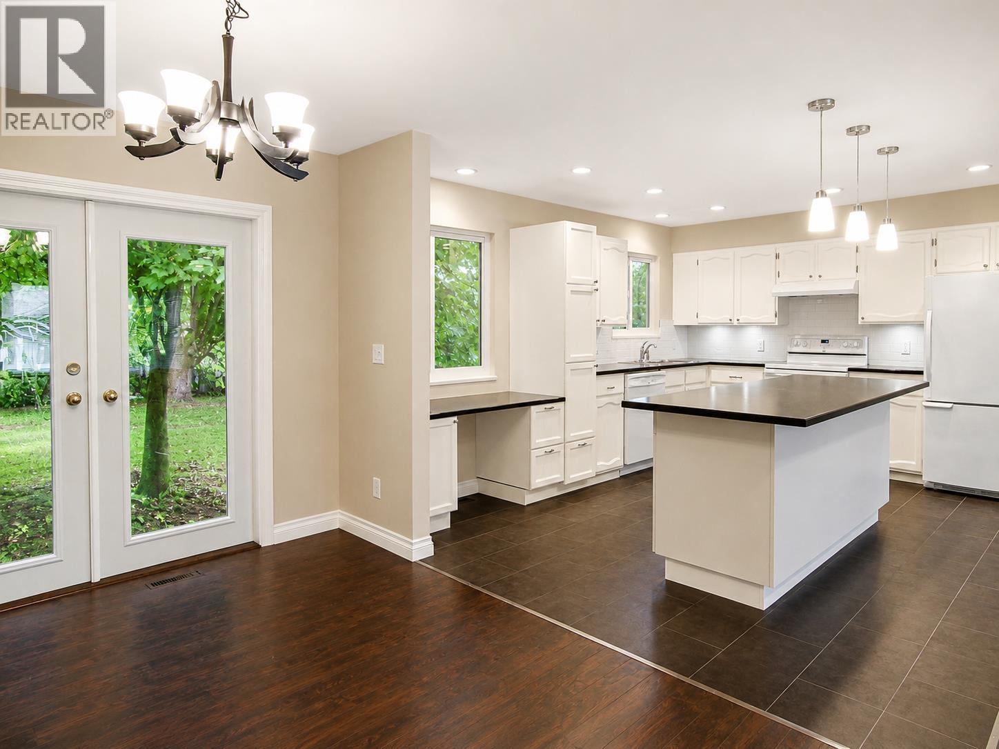 12355 Gray Street, Maple Ridge, British Columbia V2X 5V1 - Photo 10 - R3135845