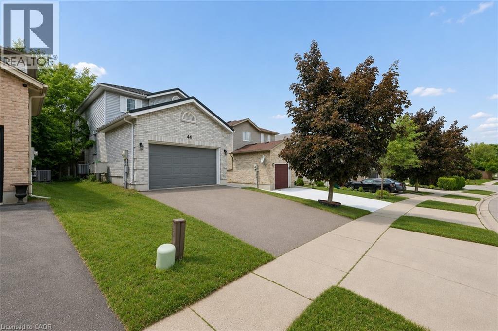 44 Alderson Drive, Cambridge, Ontario  N3C 4C5 - Photo 2 - 40836191