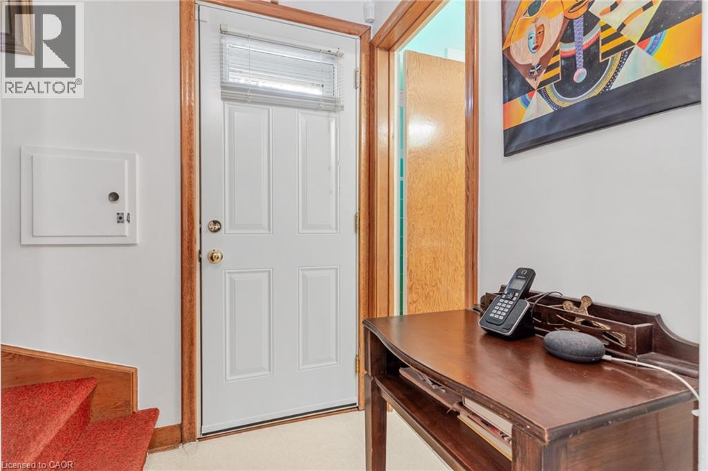 34 Sixth Avenue, Kitchener, Ontario  N2C 1R1 - Photo 18 - 40828341