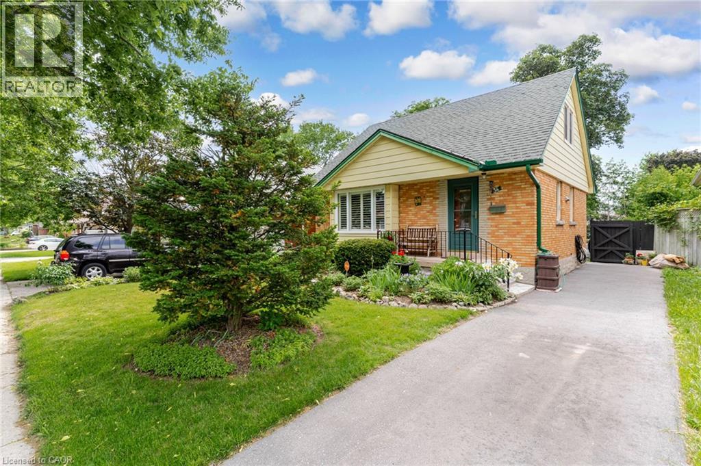34 Sixth Avenue, Kitchener, Ontario  N2C 1R1 - Photo 4 - 40828341