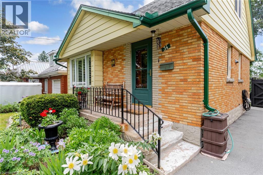 34 Sixth Avenue, Kitchener, Ontario  N2C 1R1 - Photo 5 - 40828341