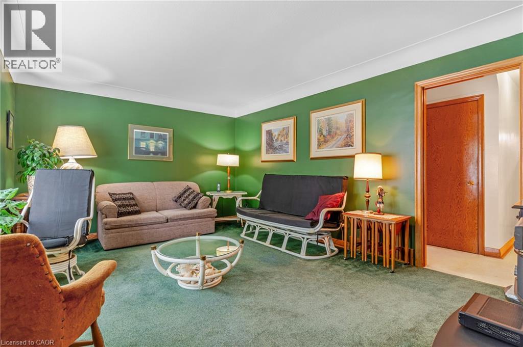 34 Sixth Avenue, Kitchener, Ontario  N2C 1R1 - Photo 7 - 40828341