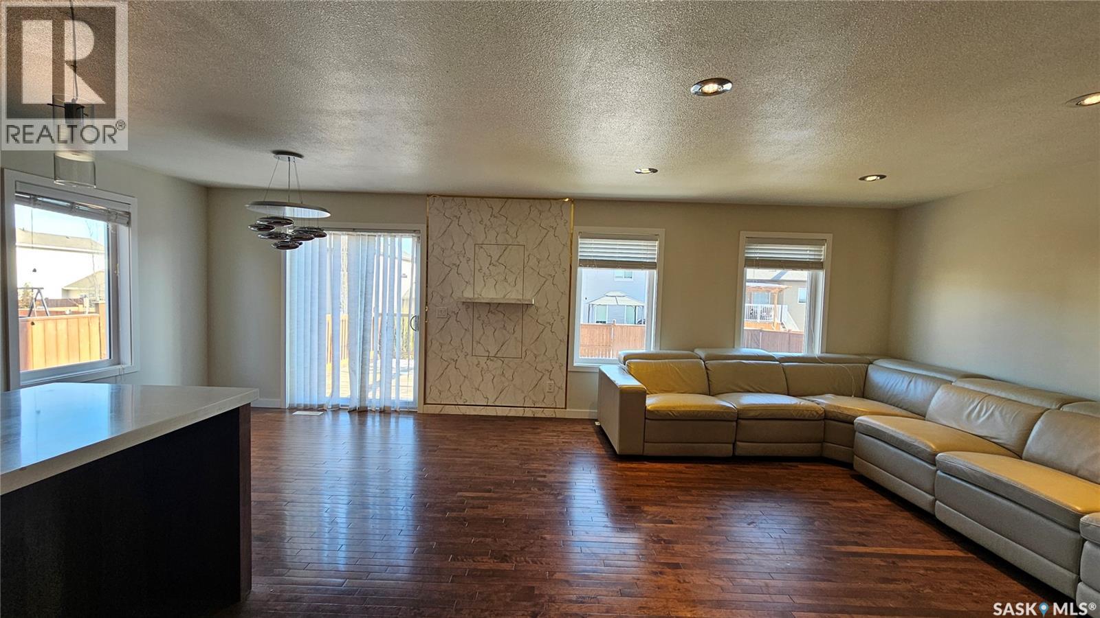 435 Pichler Crescent, Saskatoon, Saskatchewan  S7V 0H2 - Photo 8 - SK039569
