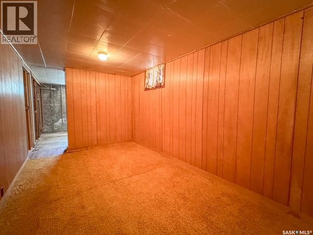 221 4th Avenue Ne, Swift Current, Saskatchewan  S9H 2J4 - Photo 17 - SK039566