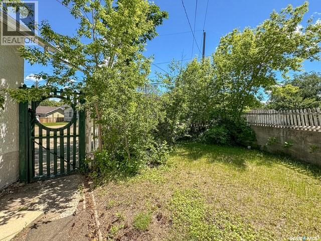 221 4th Avenue Ne, Swift Current, Saskatchewan  S9H 2J4 - Photo 18 - SK039566