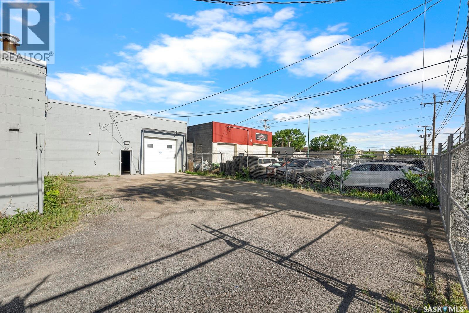 1005 Winnipeg Street, Regina, Saskatchewan  S4R 1J3 - Photo 8 - SK039558