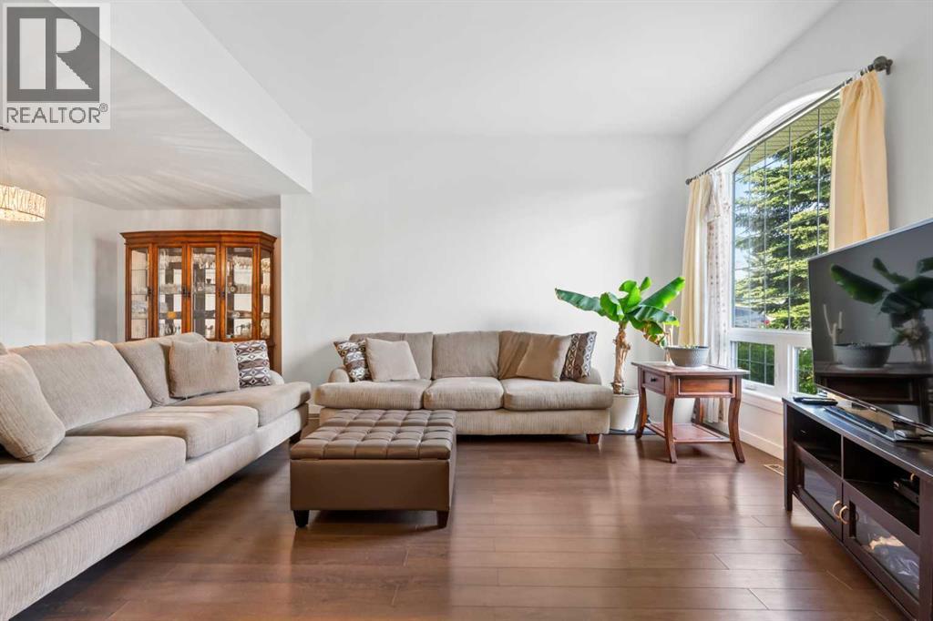28 Mt Norquay Gate SE, Calgary, Alberta  T2Z 2R3 - Photo 16 - A2317079