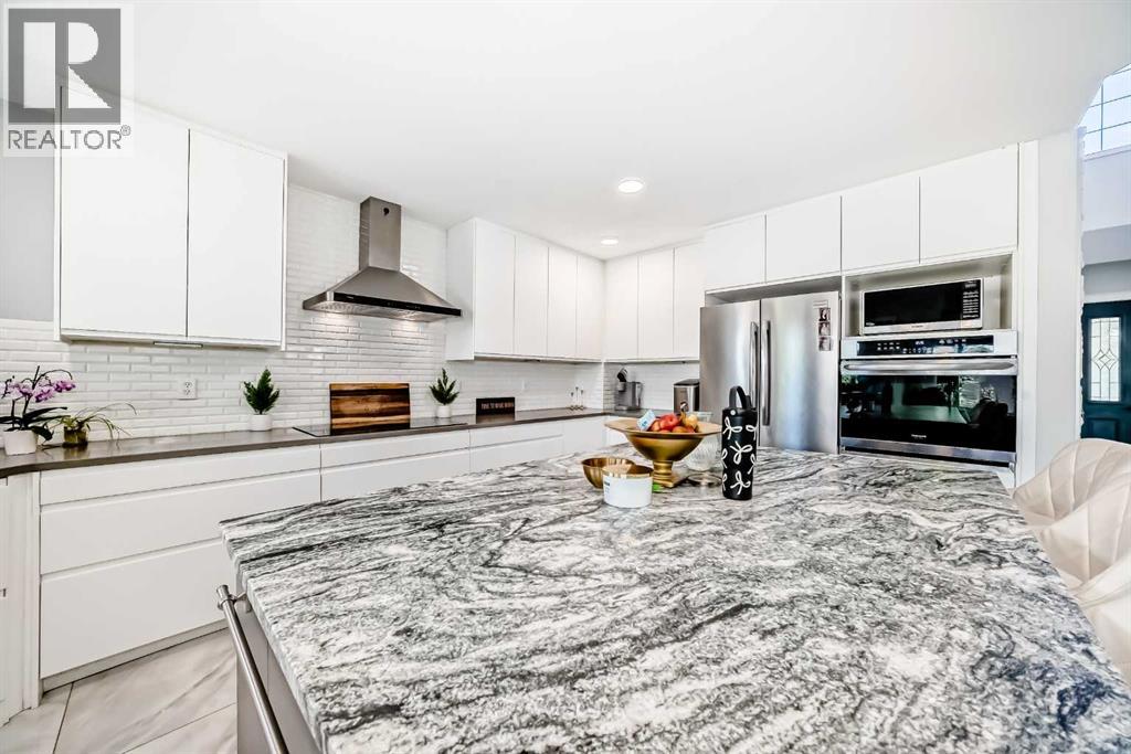 382 Cove Road, Chestermere, Alberta  T1X 1J6 - Photo 15 - A2320191