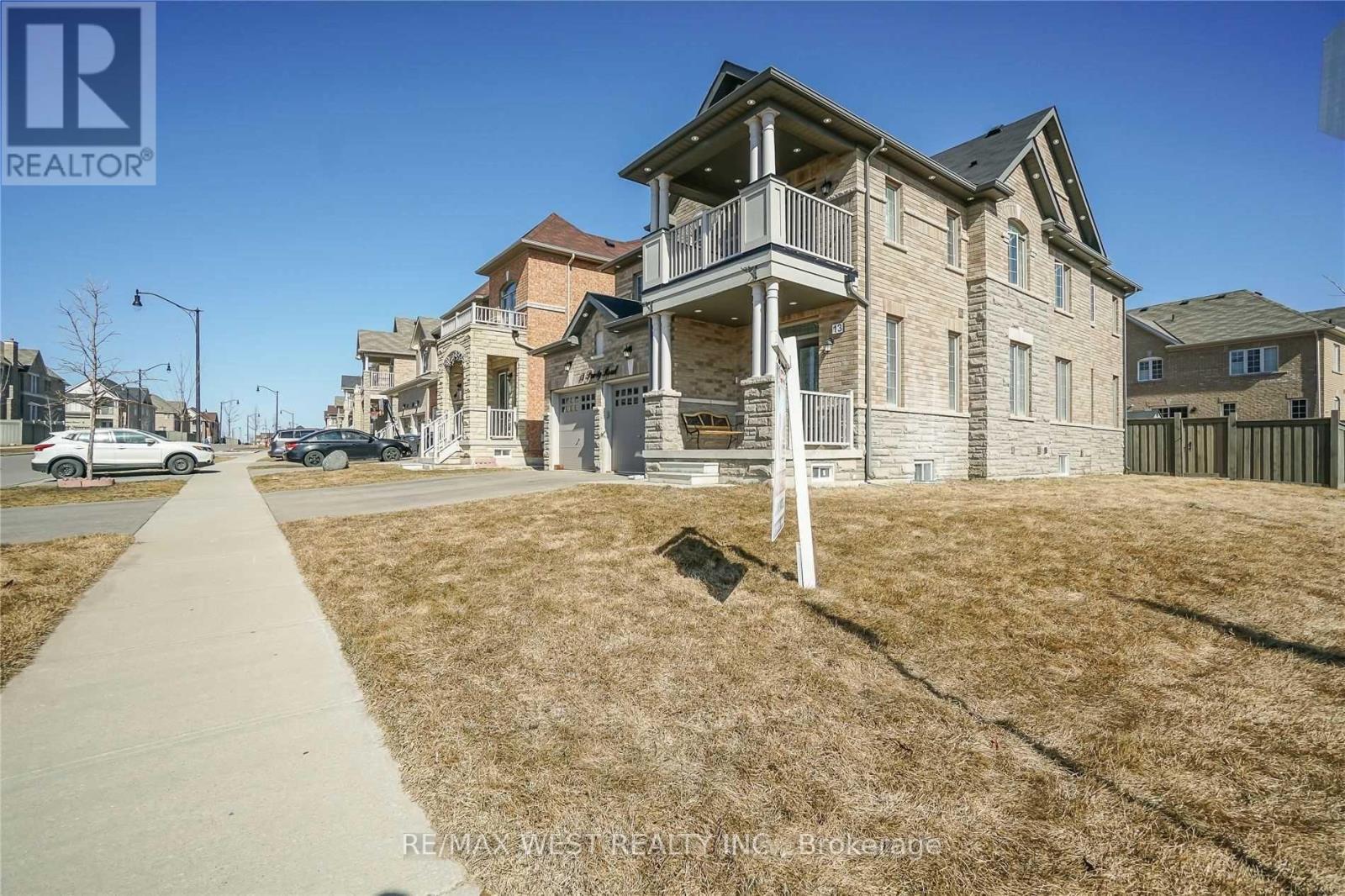 13 Parity Road, Brampton, Ontario  L6X 0E6 - Photo 5 - W13450706