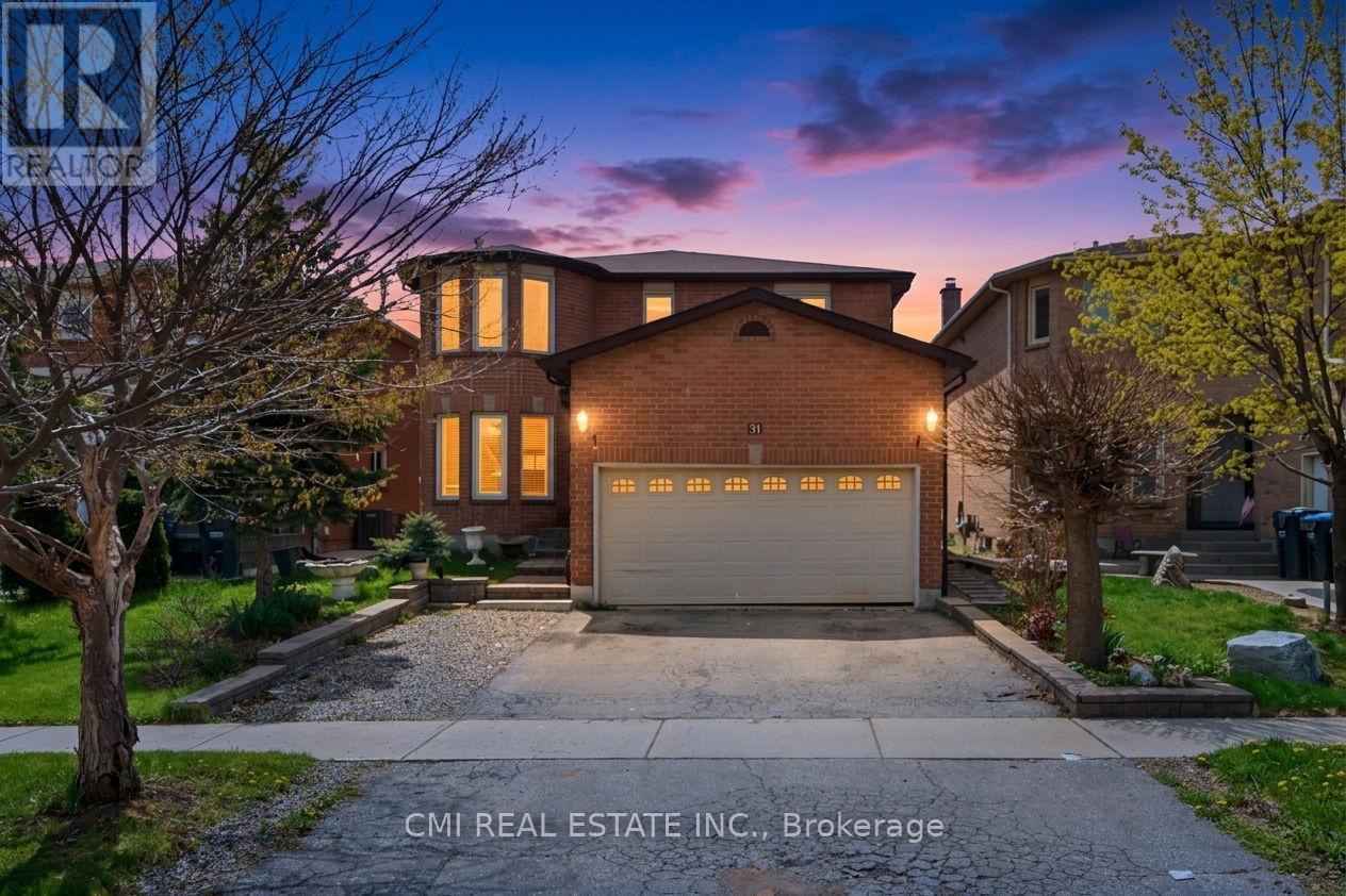 31 CASTLEHILL ROAD, Brampton, Ontario