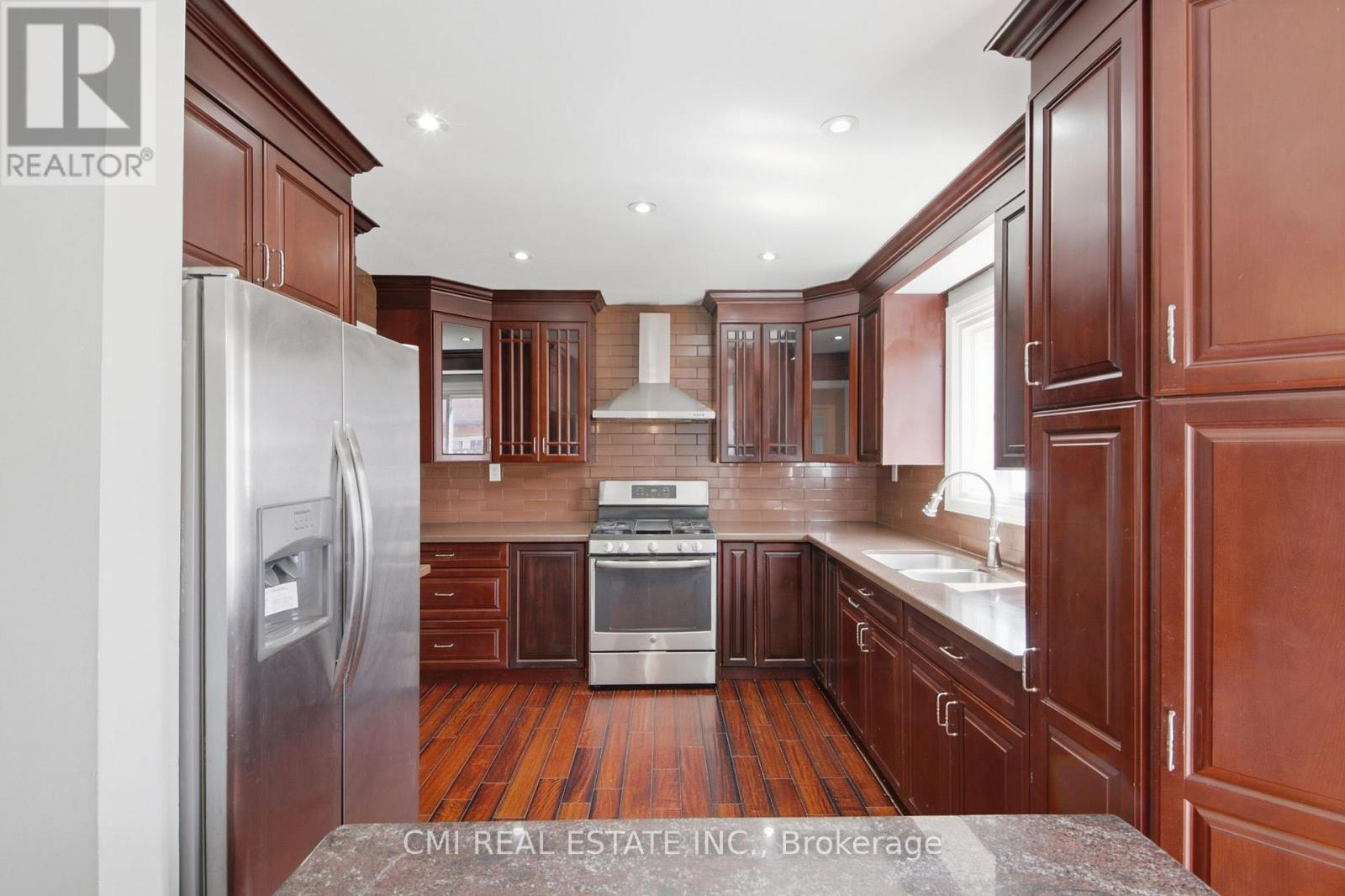31 Castlehill Road, Brampton, Ontario  L6X 4E3 - Photo 14 - W13450776